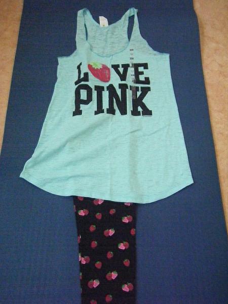 全新 victoria's secret 維多利亞的秘密 PINK 可愛草莓睡衣組 S size