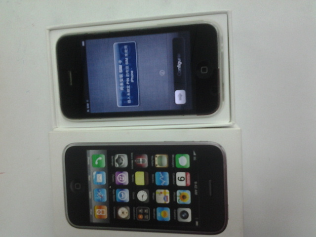 i phone 3GS  白色