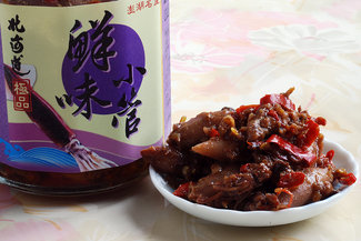小管醬選用鎖港著名的小管當原料製作