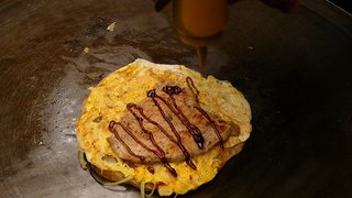 照燒豬肉蔥抓餅加上照燒醬