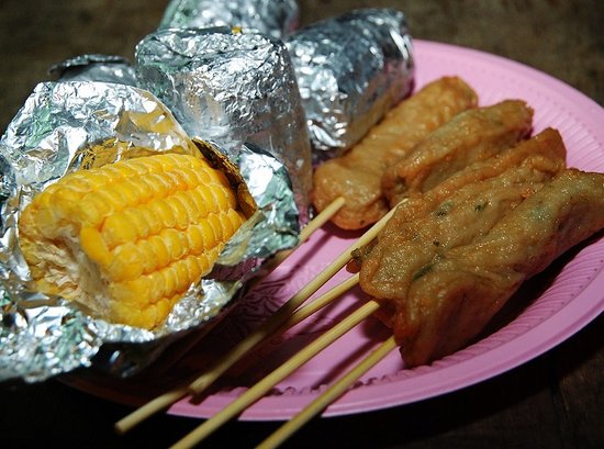 奶油玉米多汁，澎湖黑輪濃郁的香味