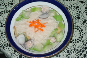 絲瓜大蛤仔麵線湯
