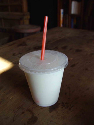 外帶的杏仁茶