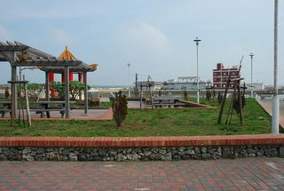 菜園社區內海堤的小公園