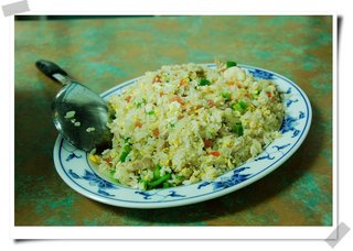 怕羊肉爐吃不飽？沒關係！再來盤炒飯吧！