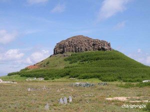 我一直在研究這個路連島為什麼叫做牛心山，更別說是叫做魔鬼山了