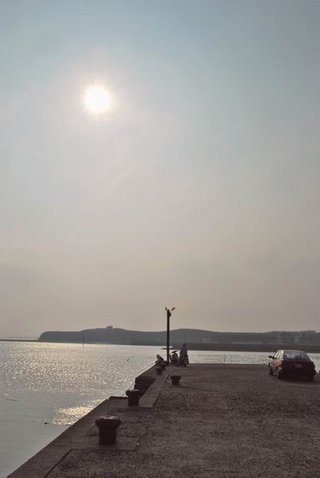 黃昏時很是何來此看夕陽