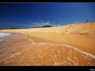 山水沙灘