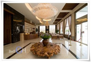 飯店內處處可見董事長喜愛收集的原木家飾