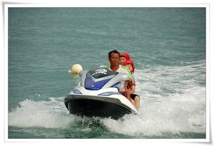 水上摩托車